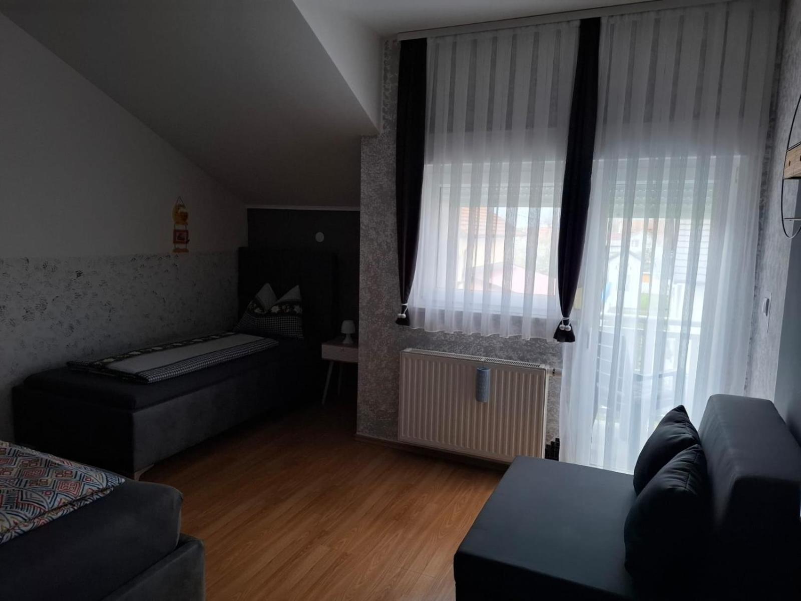 Apartman Sofia ซูปันยา ภายนอก รูปภาพ